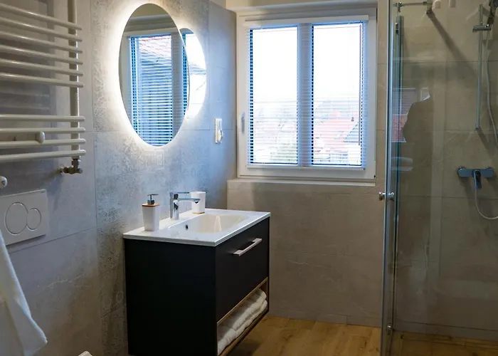 Nr 2 Zaulek Portowy *